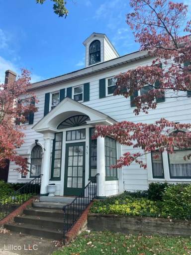 Main picture of 515 Walnut St