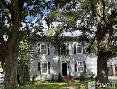 Main picture of 1077 Central Dr