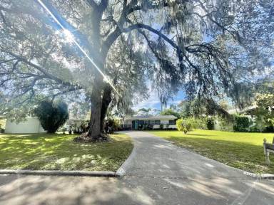 Main picture of 3300 Flowertree Rd