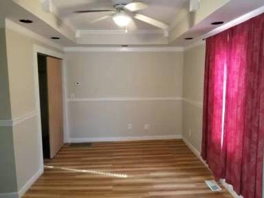 Main picture of 83 E Main St