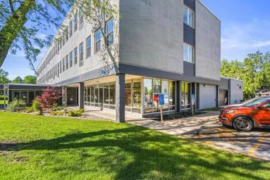 Main picture of 703 N Parke St