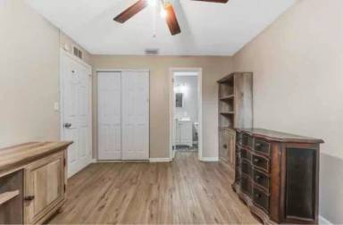 Main picture of 1742 31st St S