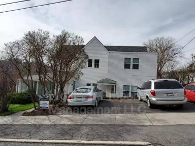 Main picture of 325 NE Kamiaken St