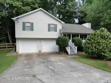 Main picture of 7030 Steel Wood Dr NW