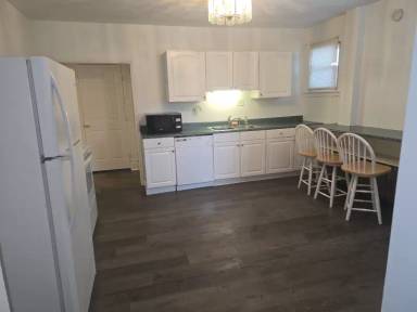 Main picture of 2614 Broad Ave