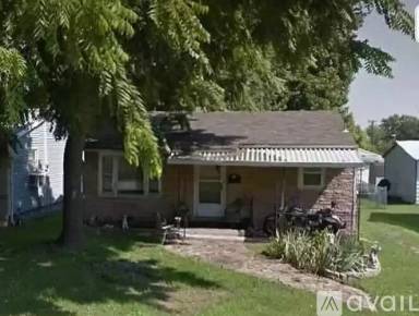 Main picture of 2339 W High St
