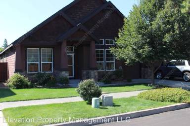 Main picture of 19564 Salmonberry Ct