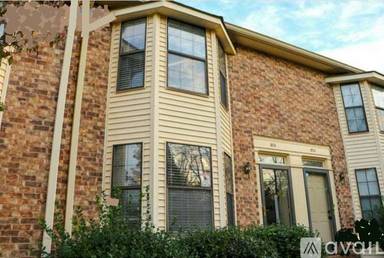 Main picture of 524 Thomas Jefferson Cir