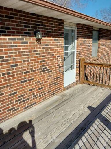 Main picture of 414 Windy Way