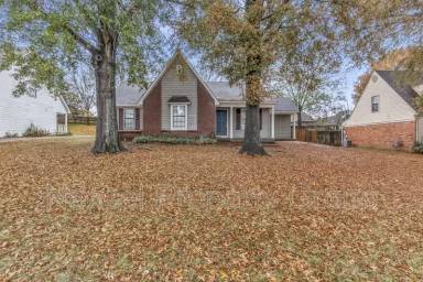 Main picture of 5809 Lees Crossing