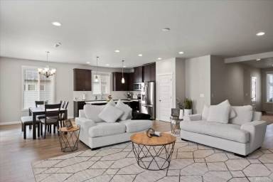 Main picture of 4729 W Owl St