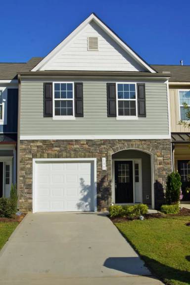 Main picture of 187 Polaris Ave