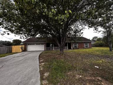 Main picture of 871 Birchwood Ln