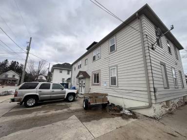 Main picture of 2315 Monroe St