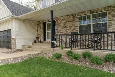 Main picture of 1008 Southern Woods Pl SW
