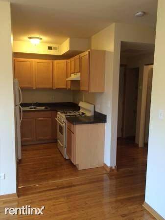 Main picture of 7350 S Phillips Apartments