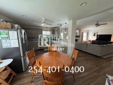 Main picture of 117 Moses Manor Dr