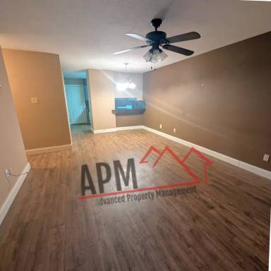Main picture of 8 Cypress Dr
