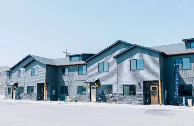 Main picture of Breezy Commons Townhomes
