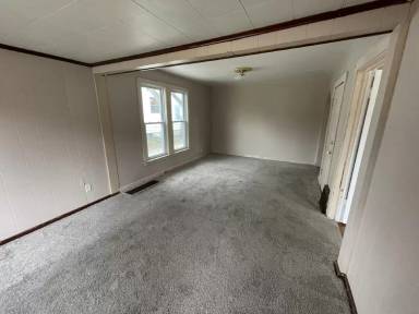 Main picture of 323 N Terrace St