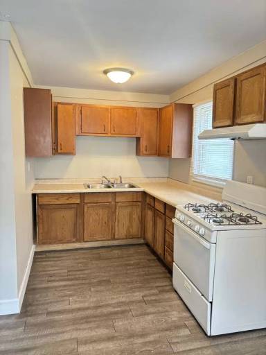 Main picture of 926 1/2 N Linview Ave