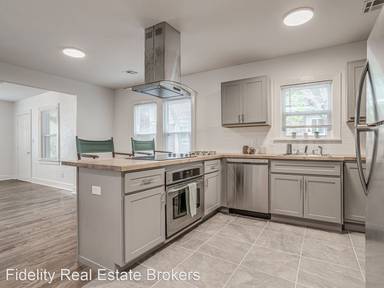 Main picture of 2608 NW 12th St