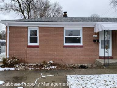 Main picture of 18637 Hazelwood St