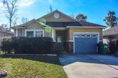 Main picture of 815 Brooke Manor Dr