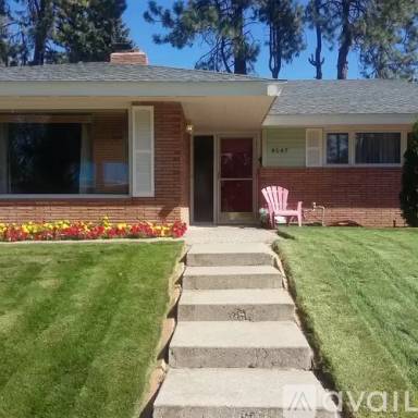 Main picture of 4047 S Madelia St