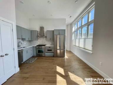 Main picture of 50 Hichborn St