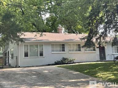 Main picture of 937 W 32nd Ter