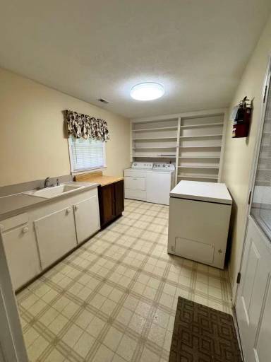 Main picture of 101 Eastwood Dr