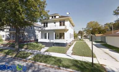 Main picture of 2211 S 9th St