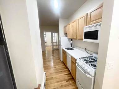 Main picture of 814 10th Ave