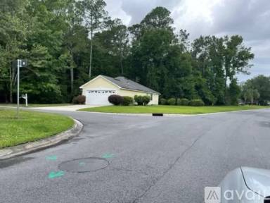 Main picture of 992 Buttercup Dr