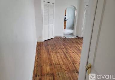 Main picture of 1281 S Broad St