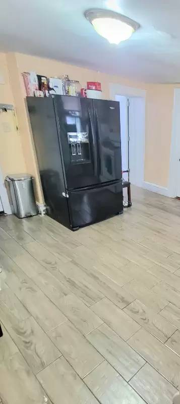 Main picture of 196 Paterson Ave