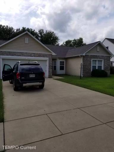 Main picture of 3565 S Glasgow Cir