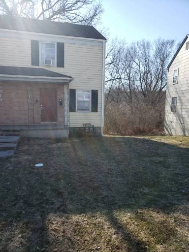 Main picture of 9536 Charlotte St