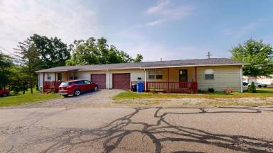 Main picture of 259 W Elm St