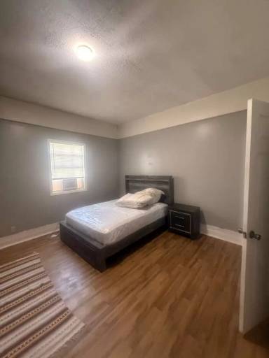Main picture of 16 Paxton Dr