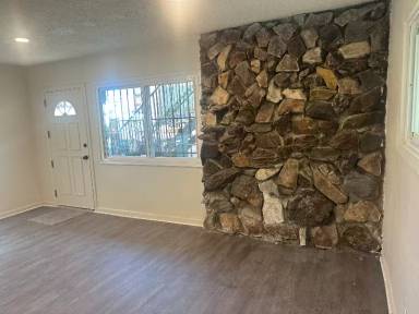 Main picture of 1205 W 97th St