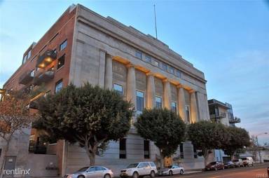 Main picture of 835 Locust Ave