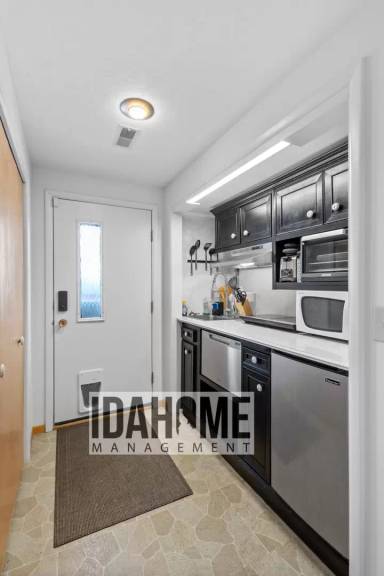 Main picture of 1045 Sagewood Pl