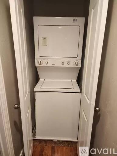 Main picture of 325 E 200 S