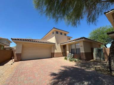 Main picture of 13518 W Cypress St