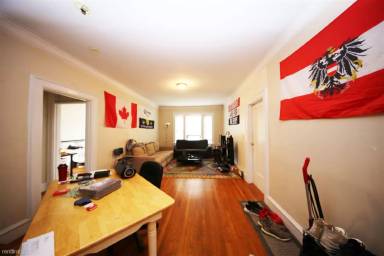 Main picture of 15 Park Vale Ave