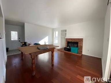 Main picture of 2837 Dunbar Ave