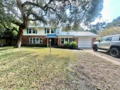 Main picture of 576 Pocahontas Dr