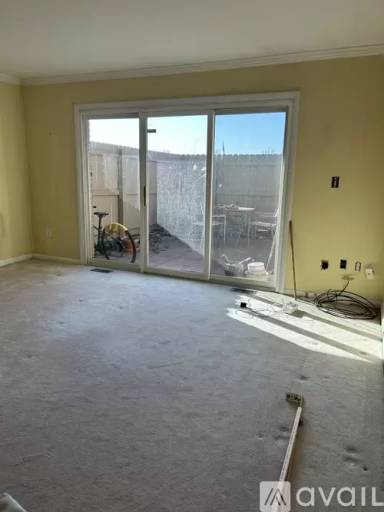 Main picture of 1381 Bluff Ave